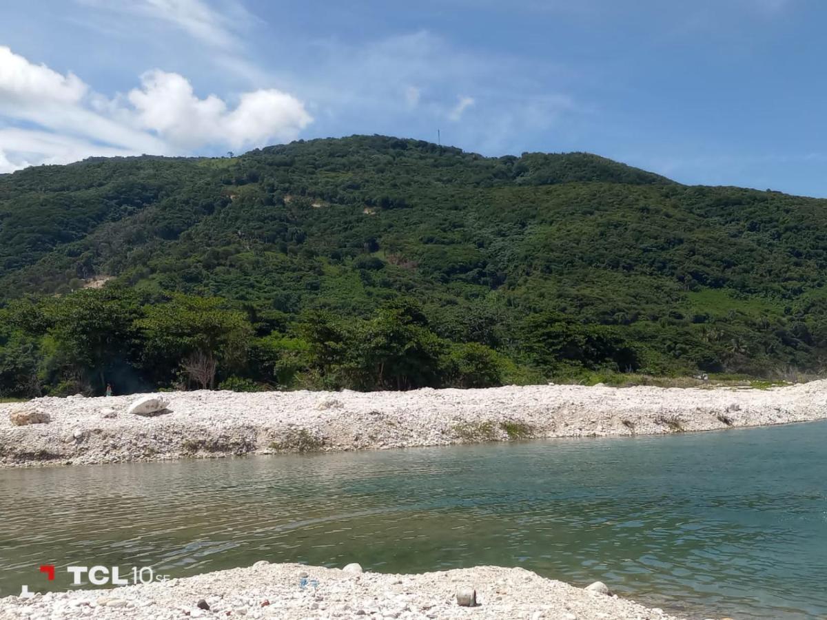 Beachfront Apartment, Quiet 4 Beds, 1 Bath, Ac, Wi-Fi, Hot Water, In Paraiso Near Los Patos 외부 사진