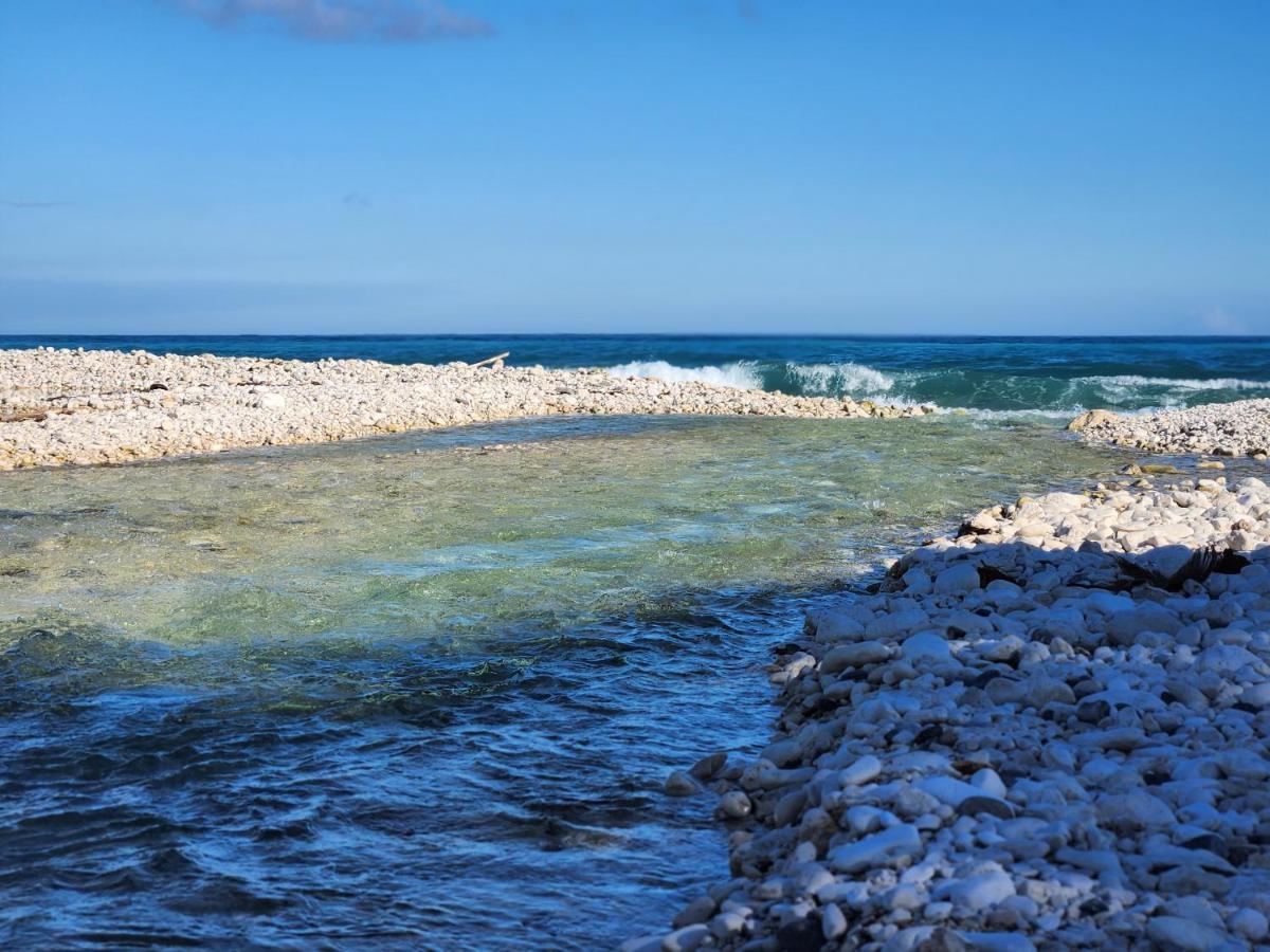 Beachfront Apartment, Quiet 4 Beds, 1 Bath, Ac, Wi-Fi, Hot Water, In Paraiso Near Los Patos 외부 사진